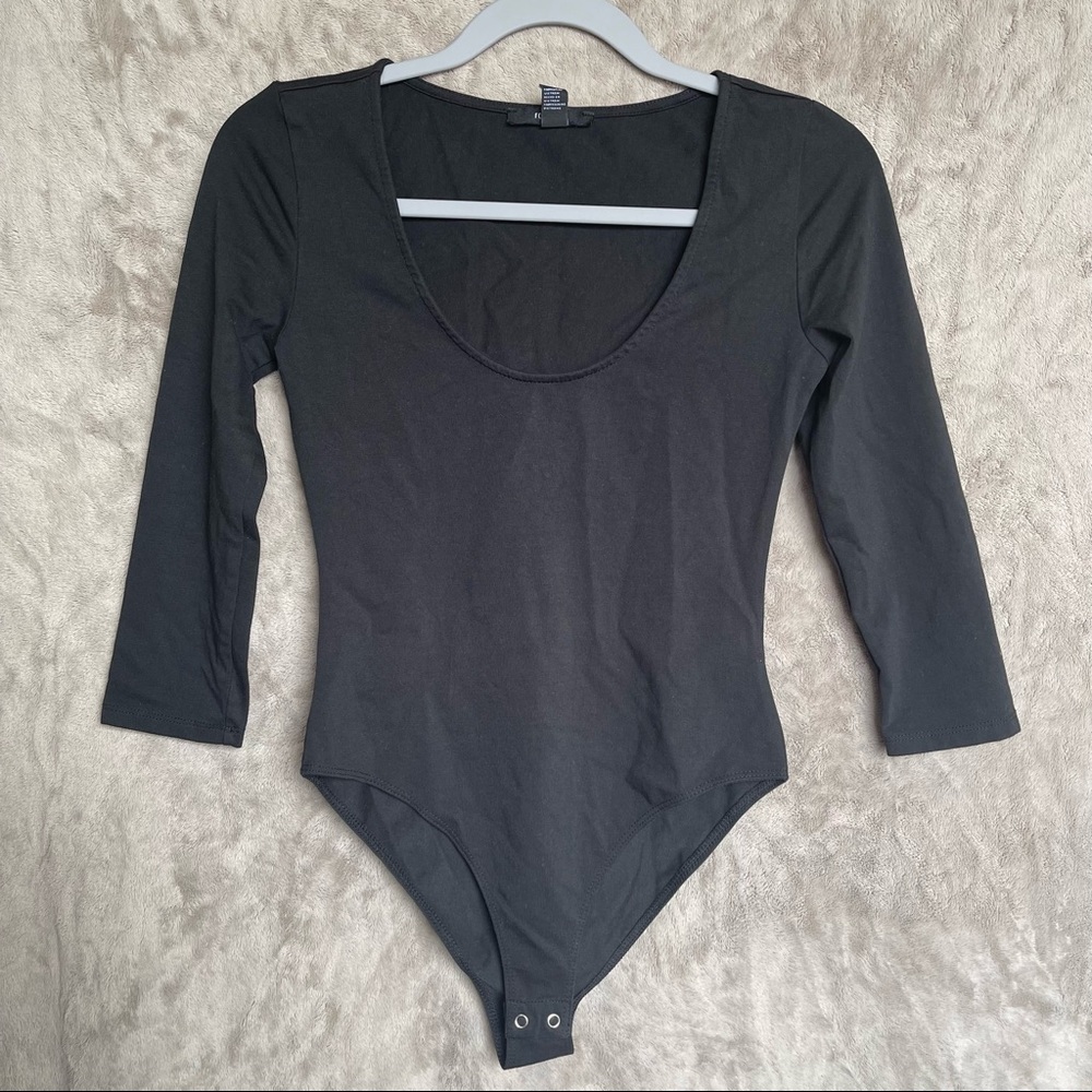 Black Scoop Neck 3/4 Sleeve Bodysuit